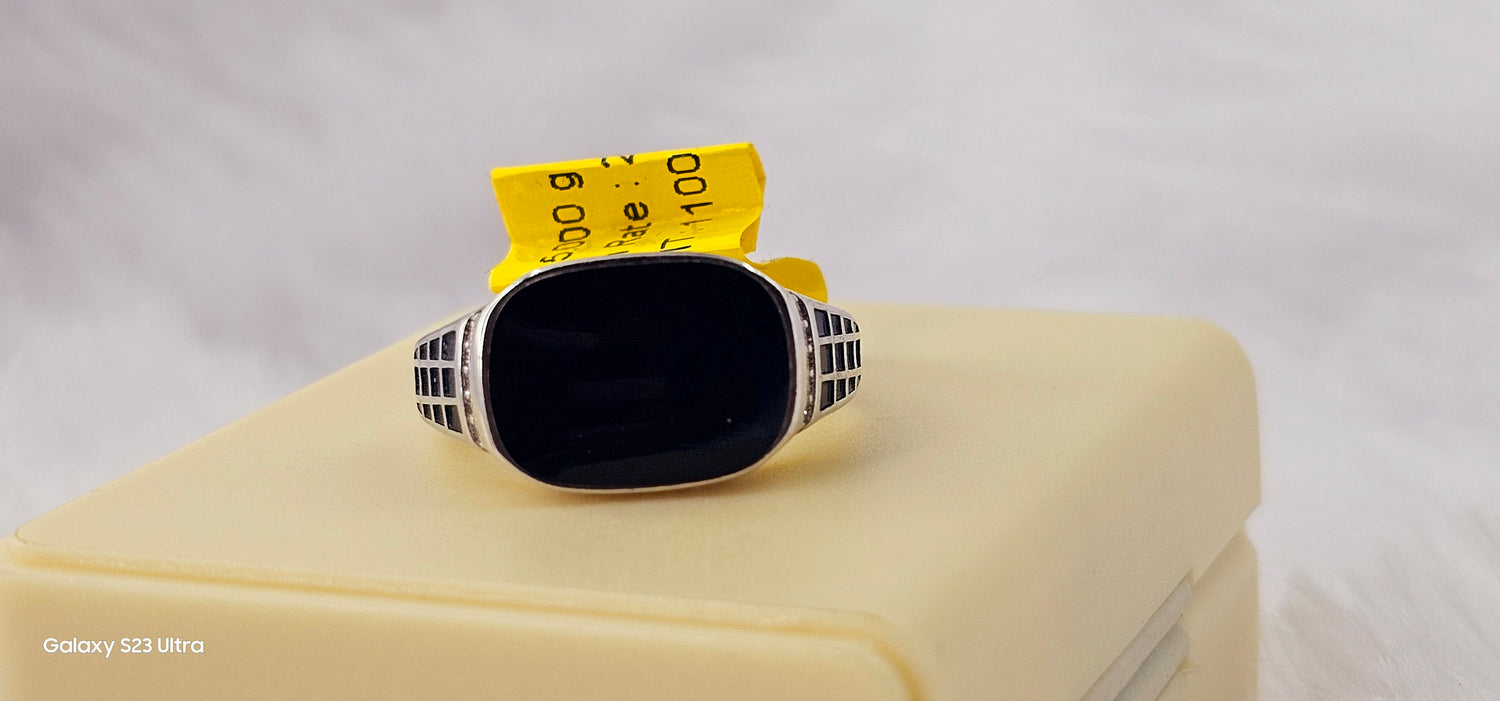 92.50 Silver Gents Ring 1