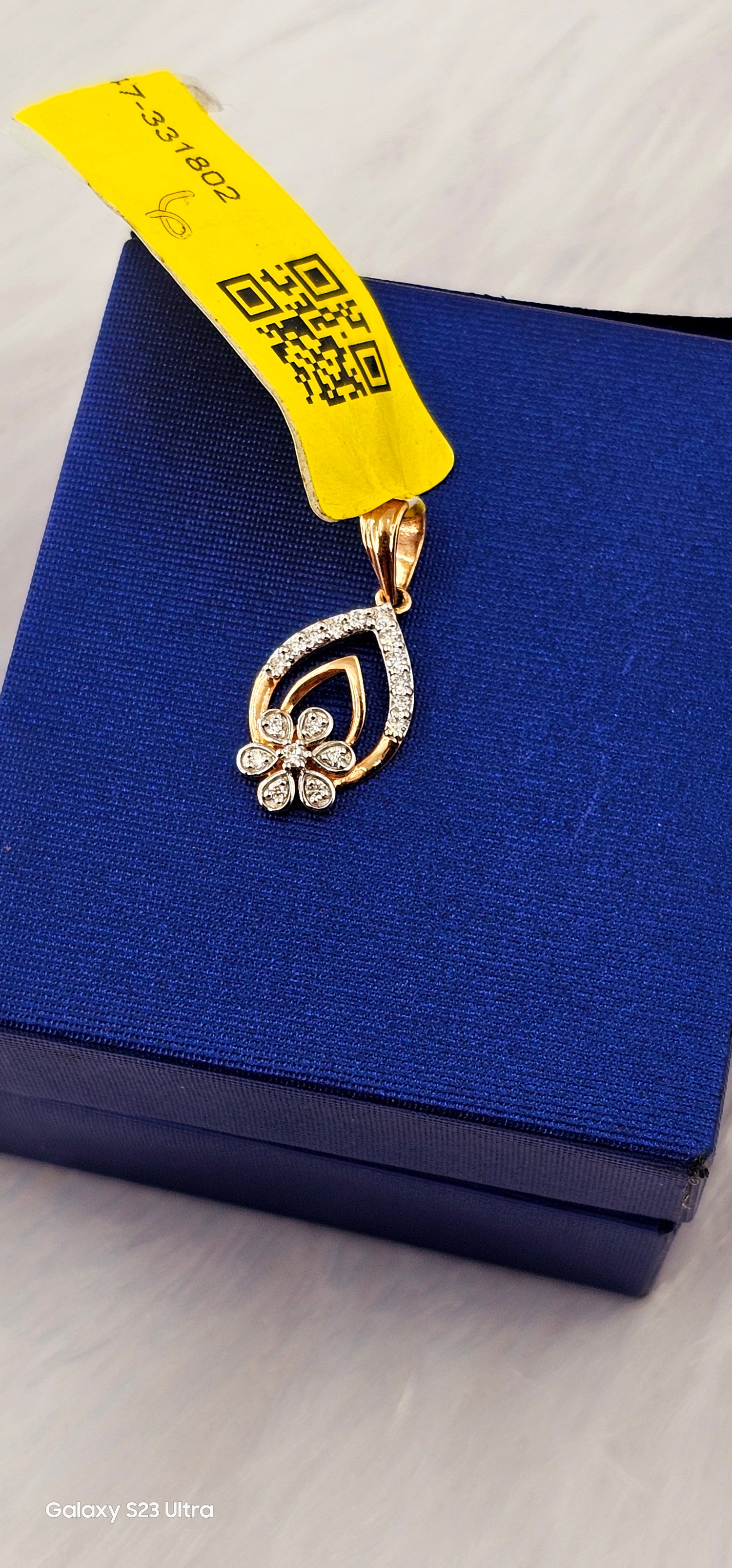 Kisna Diamond Pendant 1