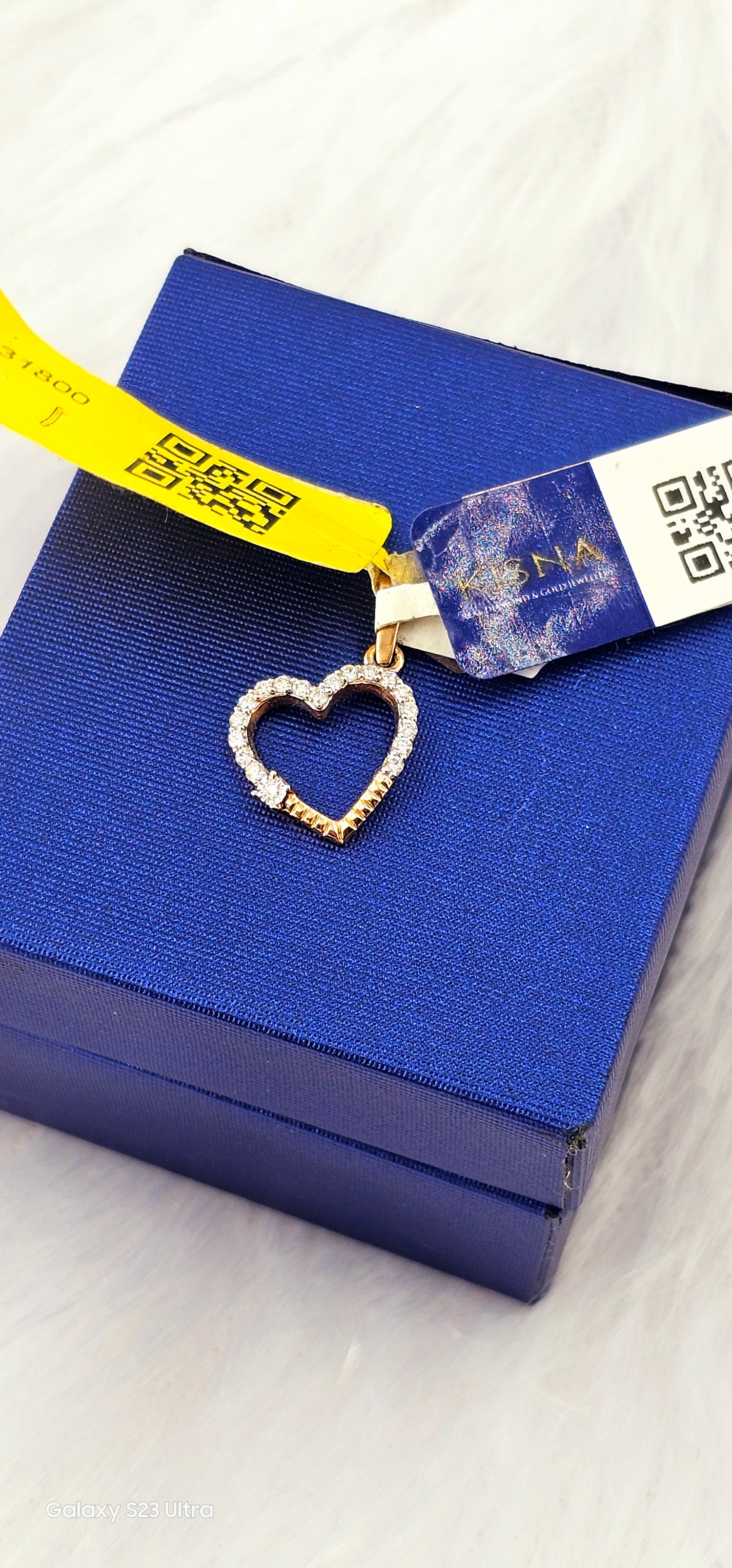 Kisna Diamond Pendant 4