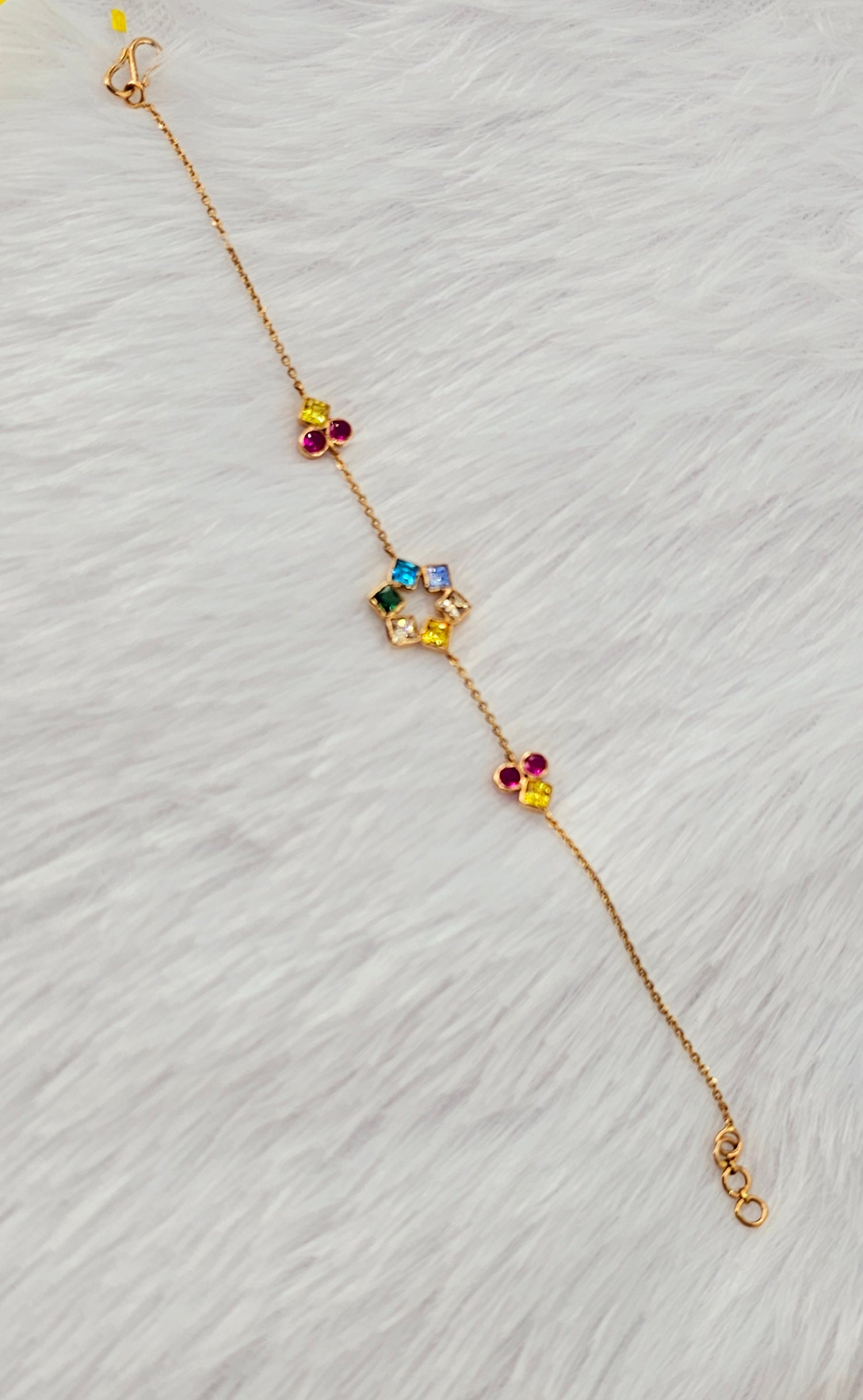 18ct Gold Bracelet 17
