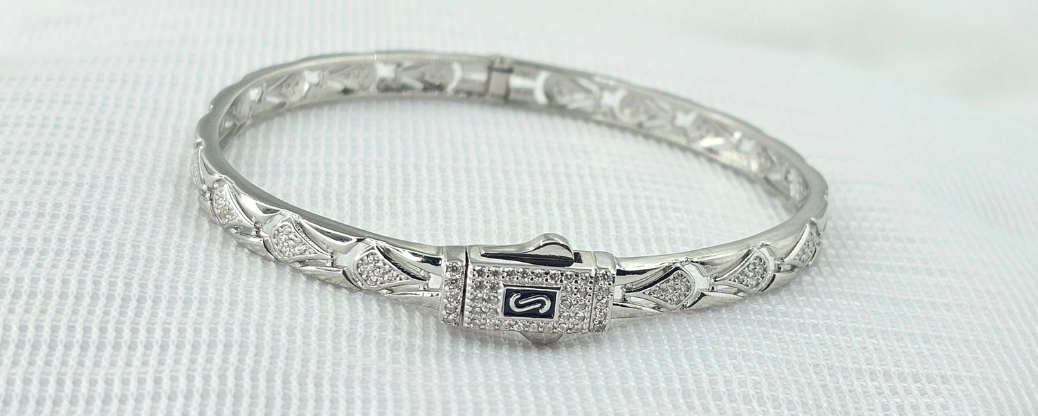 92.50 Silver Ladies Bracele 146