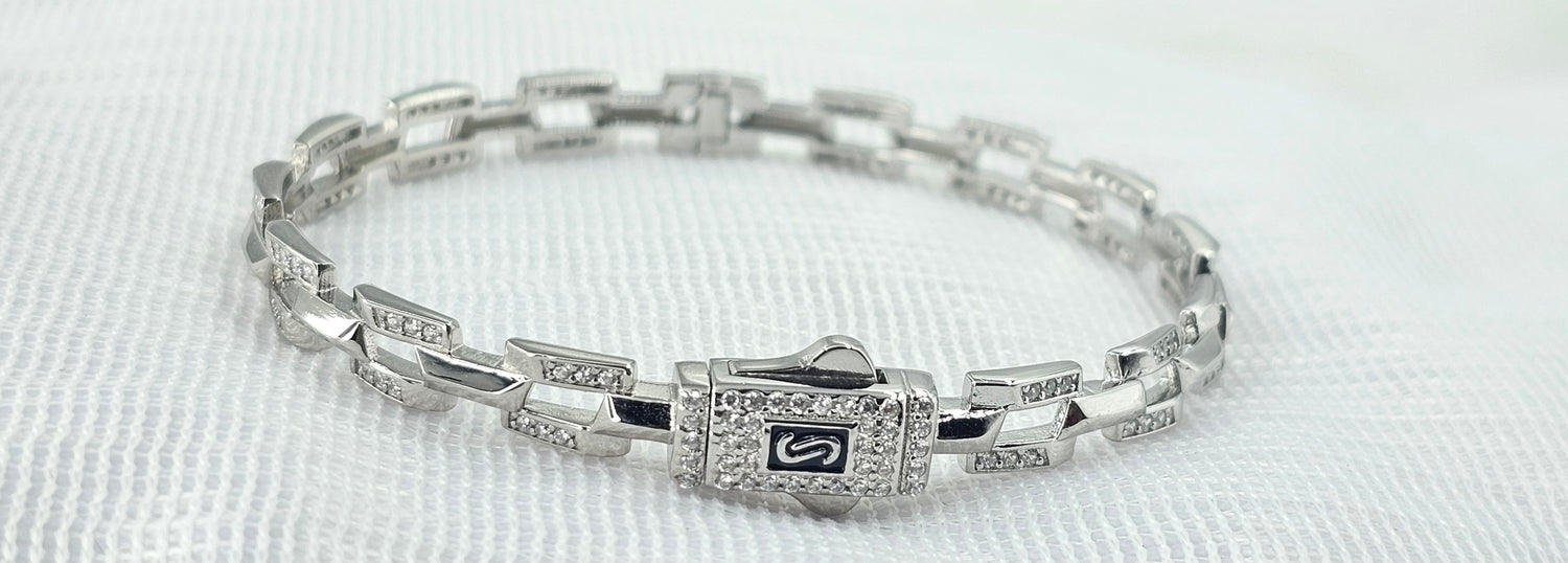 92.50 Silver Ladies Bracele 151