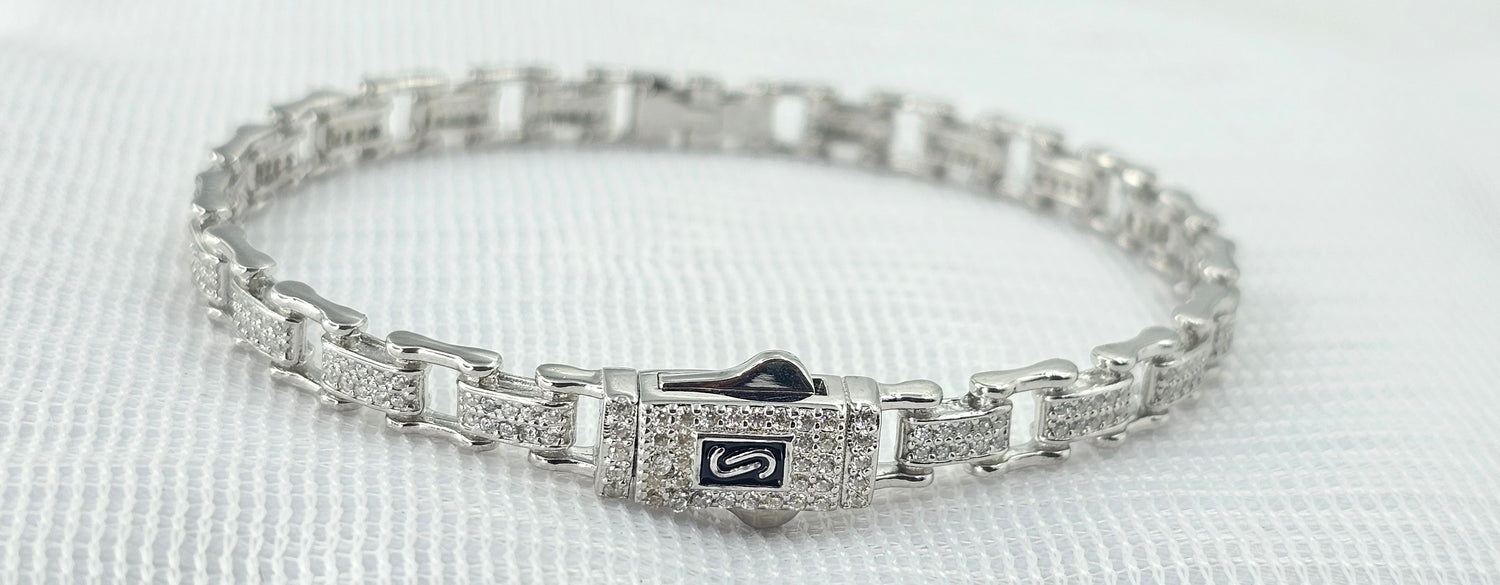 92.50 Silver Ladies Bracele 156