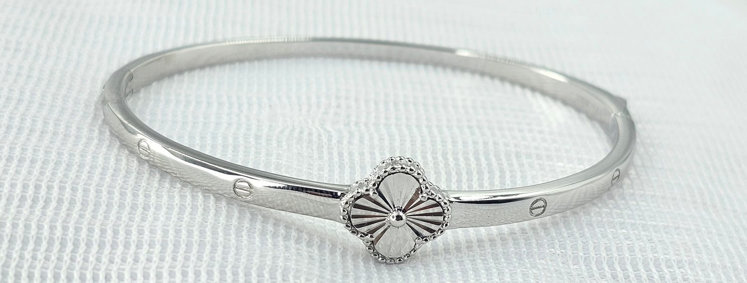 92.50 Silver Ladies Bracele 167