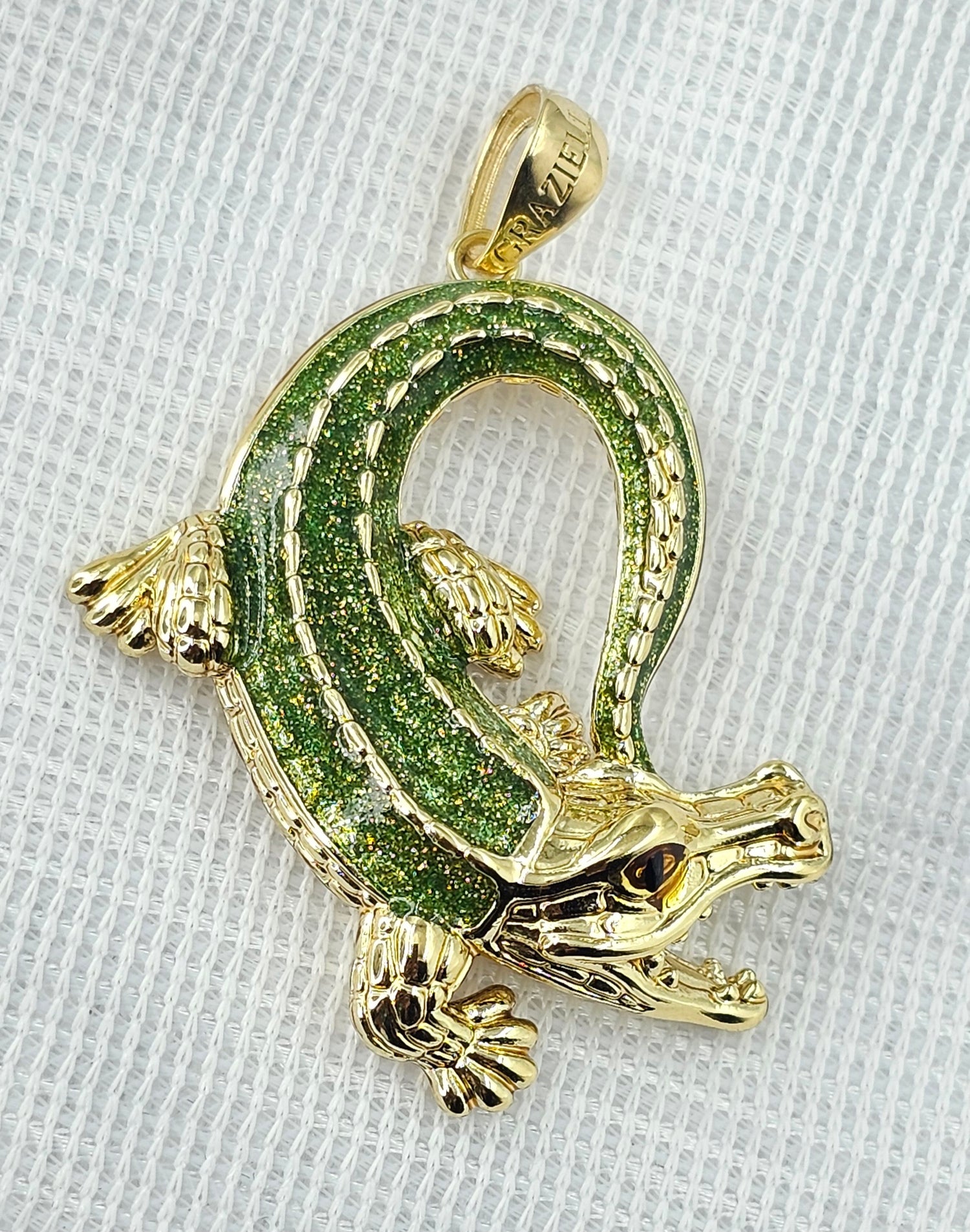 18kt Gold Pendant 1