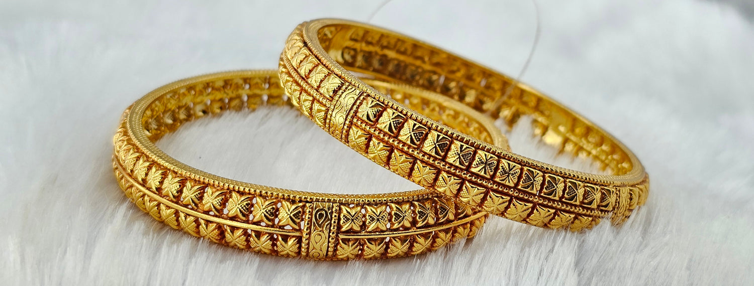 92.50 Silver Gold Plated Bangle 130