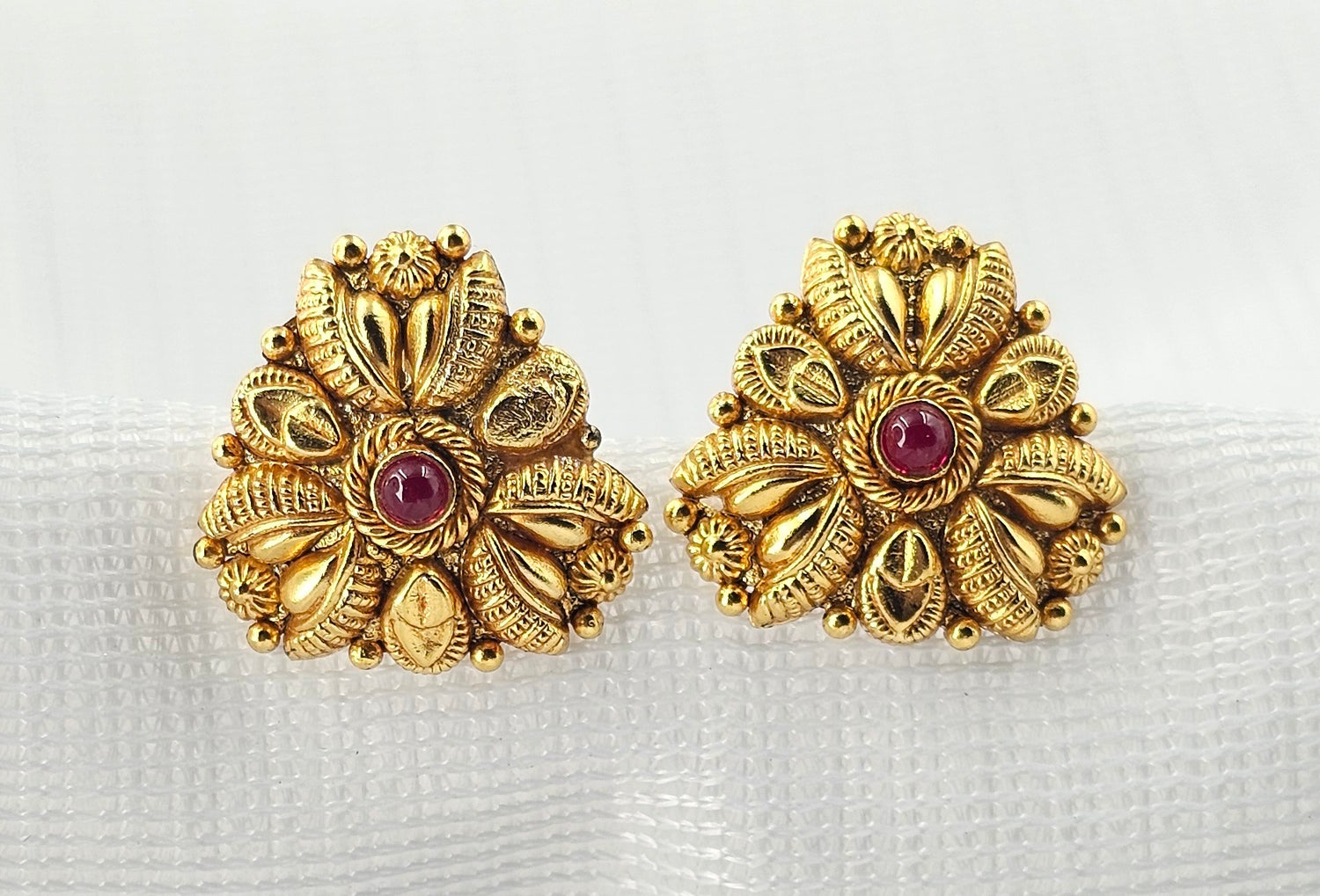 92.50 Gold Plated Silver Earring 31