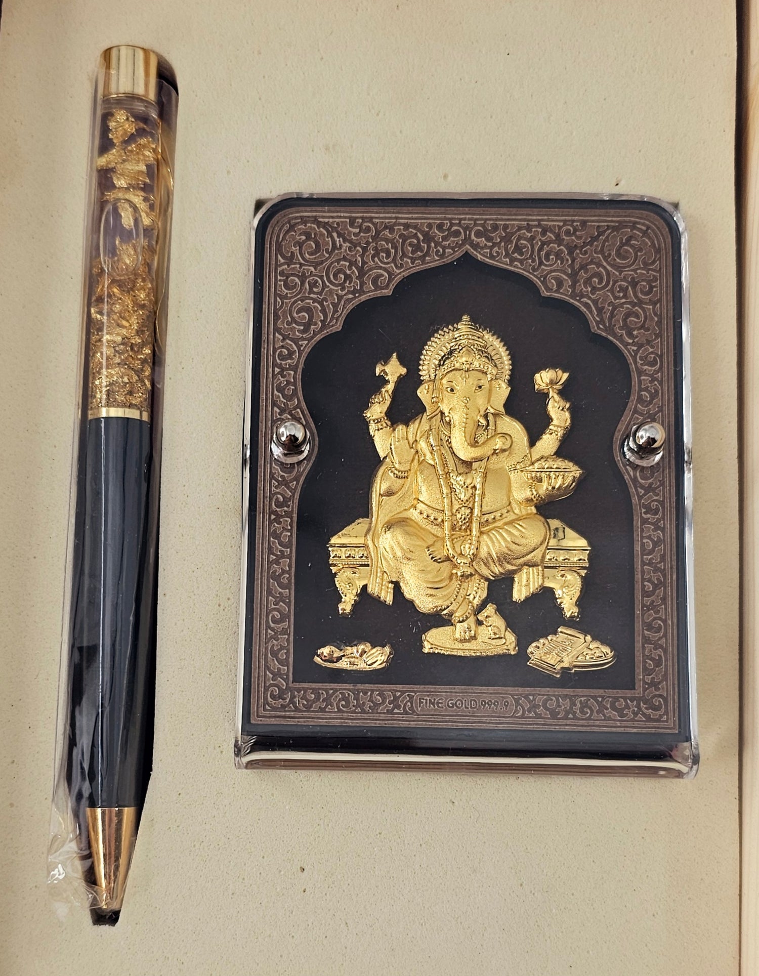 24KT GOLD FOIL PHOTO FRAME 14