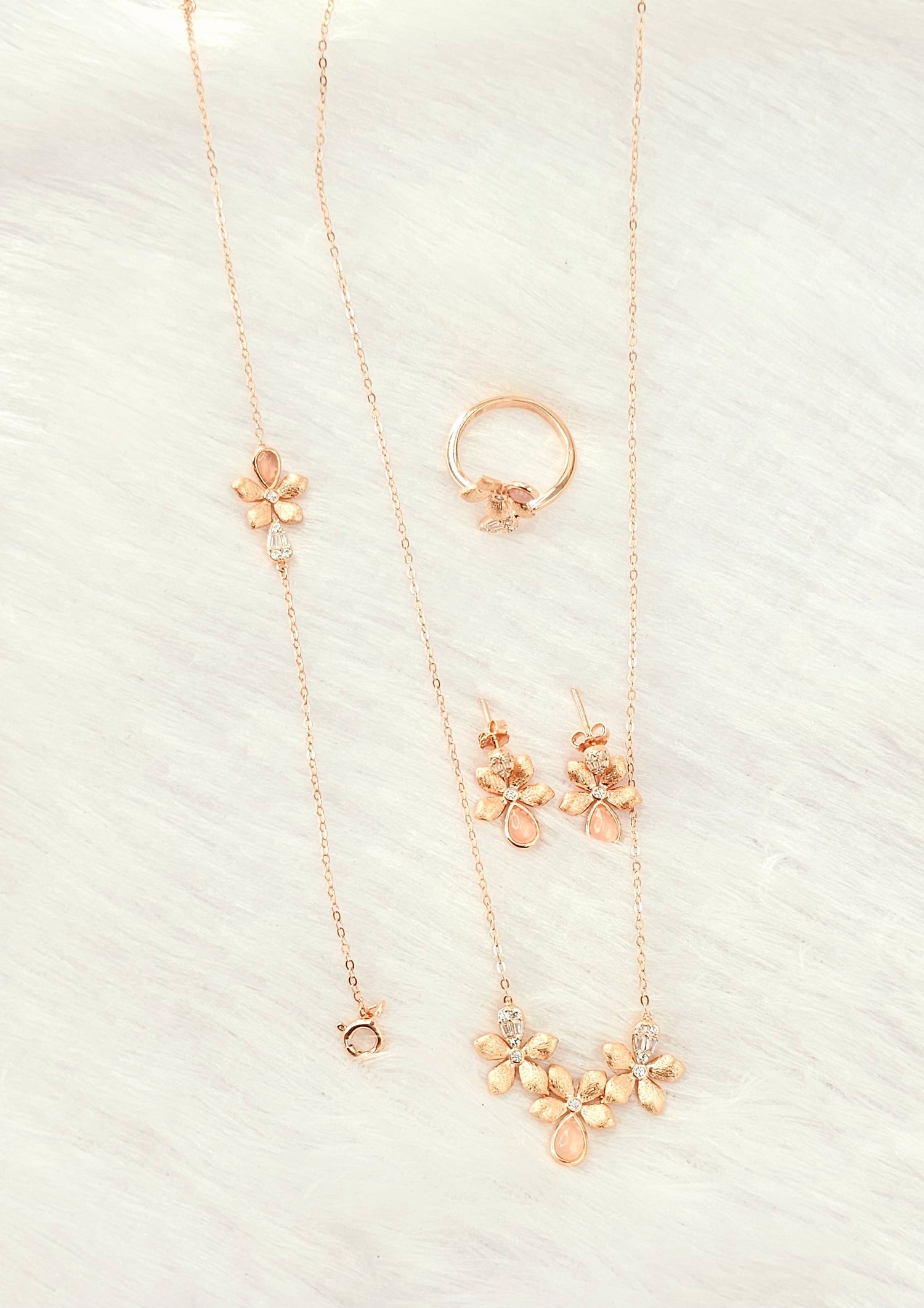 92.50 Rose Gold Silver Chain Pendent Set 7
