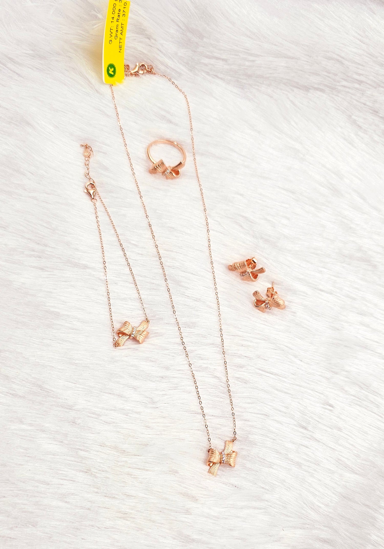 92.50 Rose Gold Silver Chain Pendent Set 27