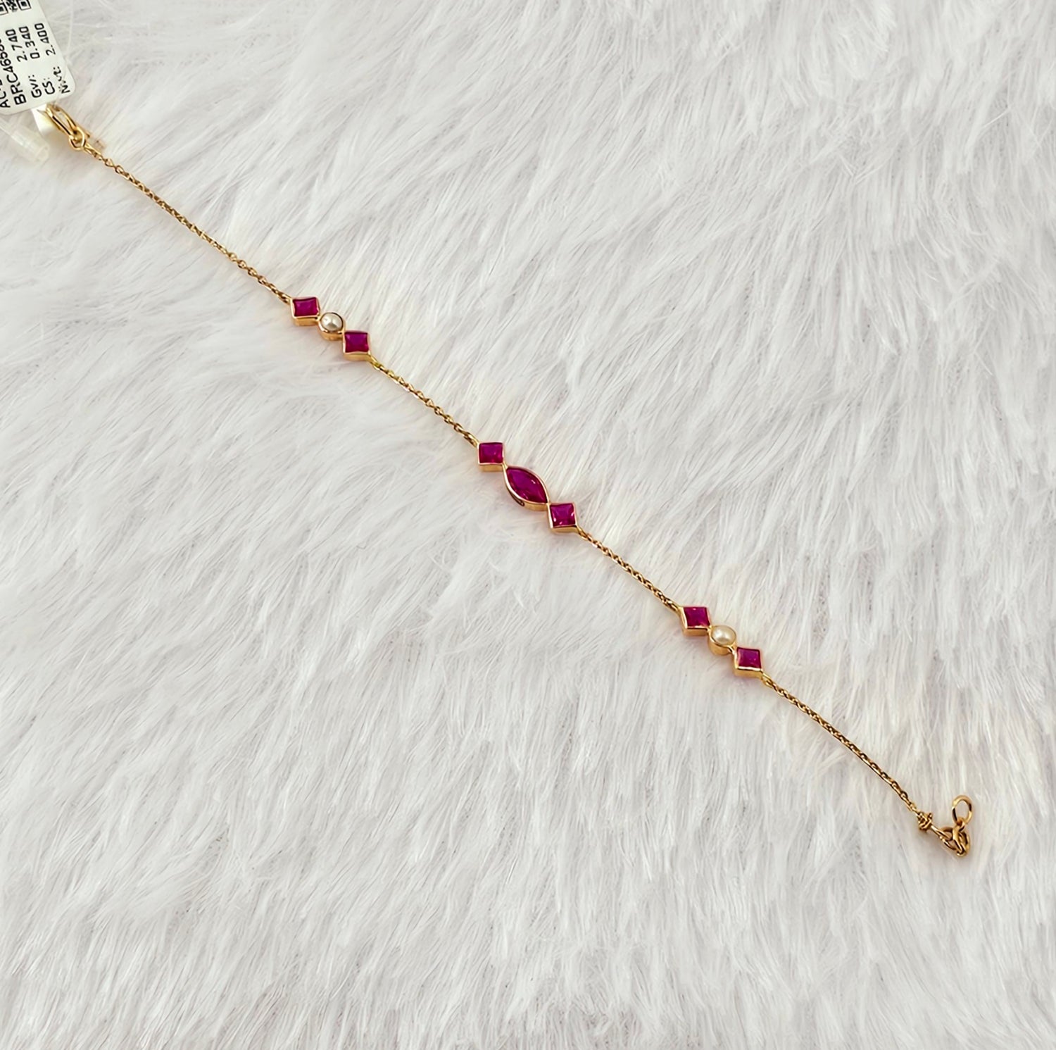 18ct Gold Bracelet 19