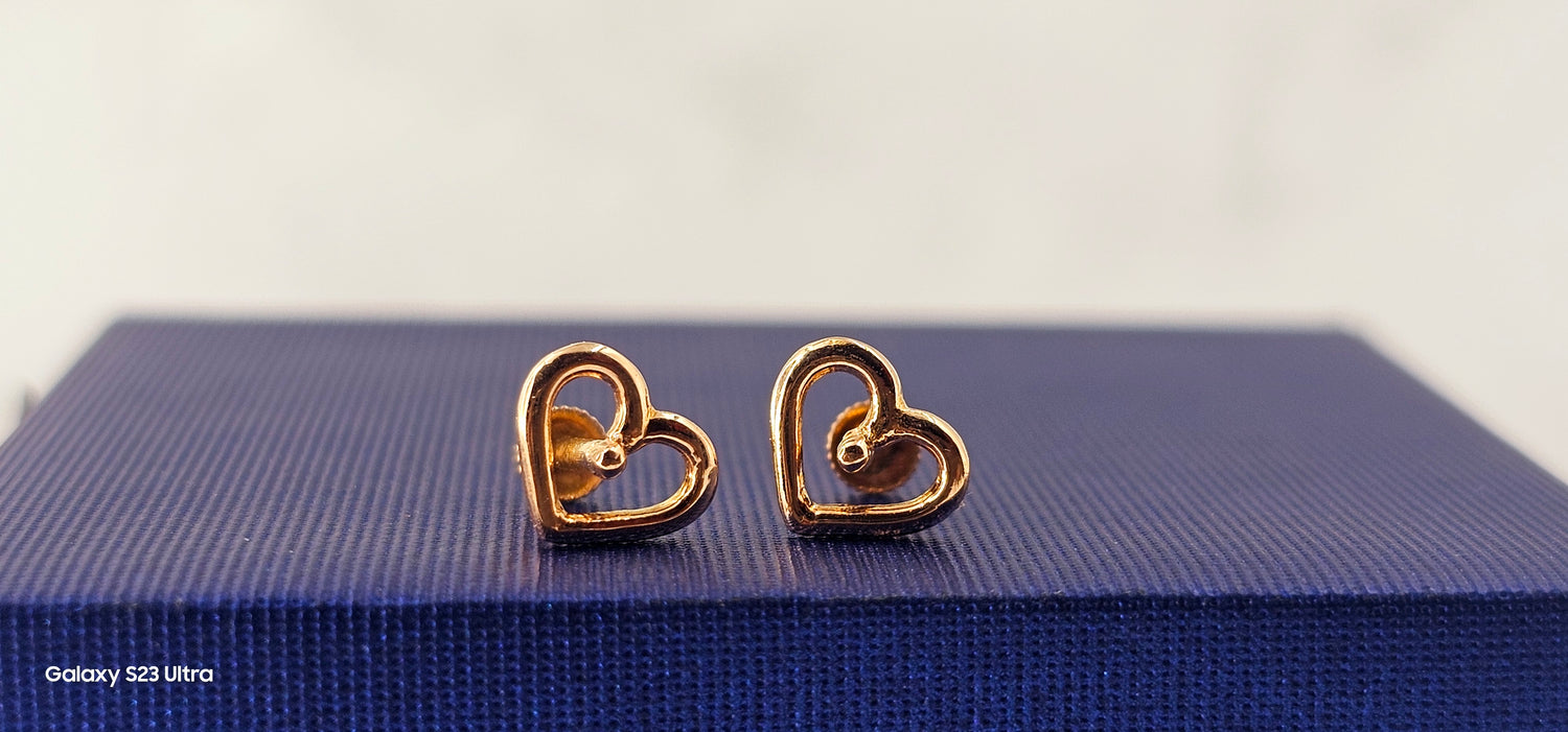18ct Gold Earring 8