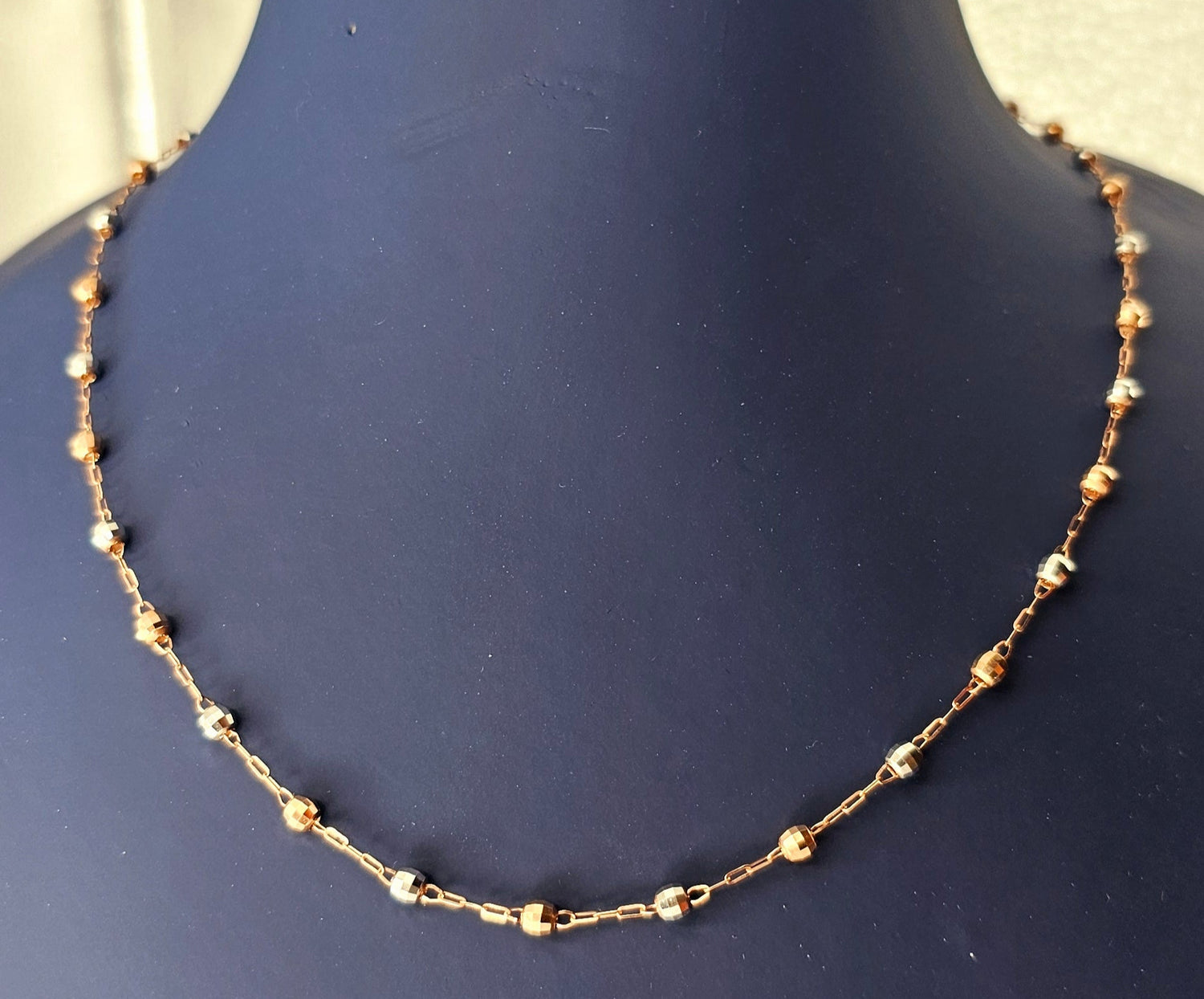 18ct Gold Chain 1