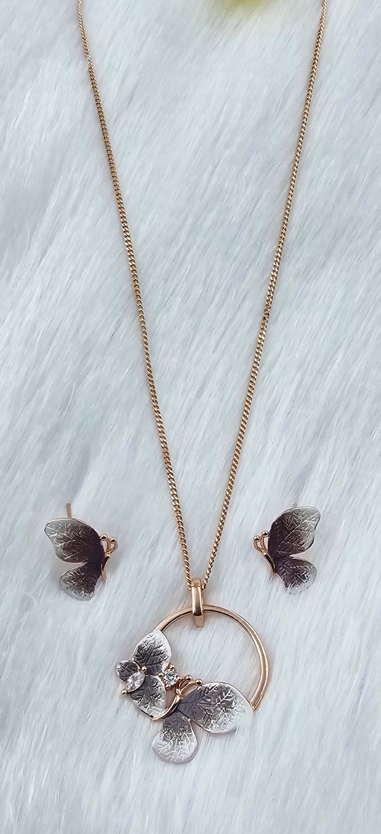 92.50 Rose Gold Plated Chain Pendent Set 136