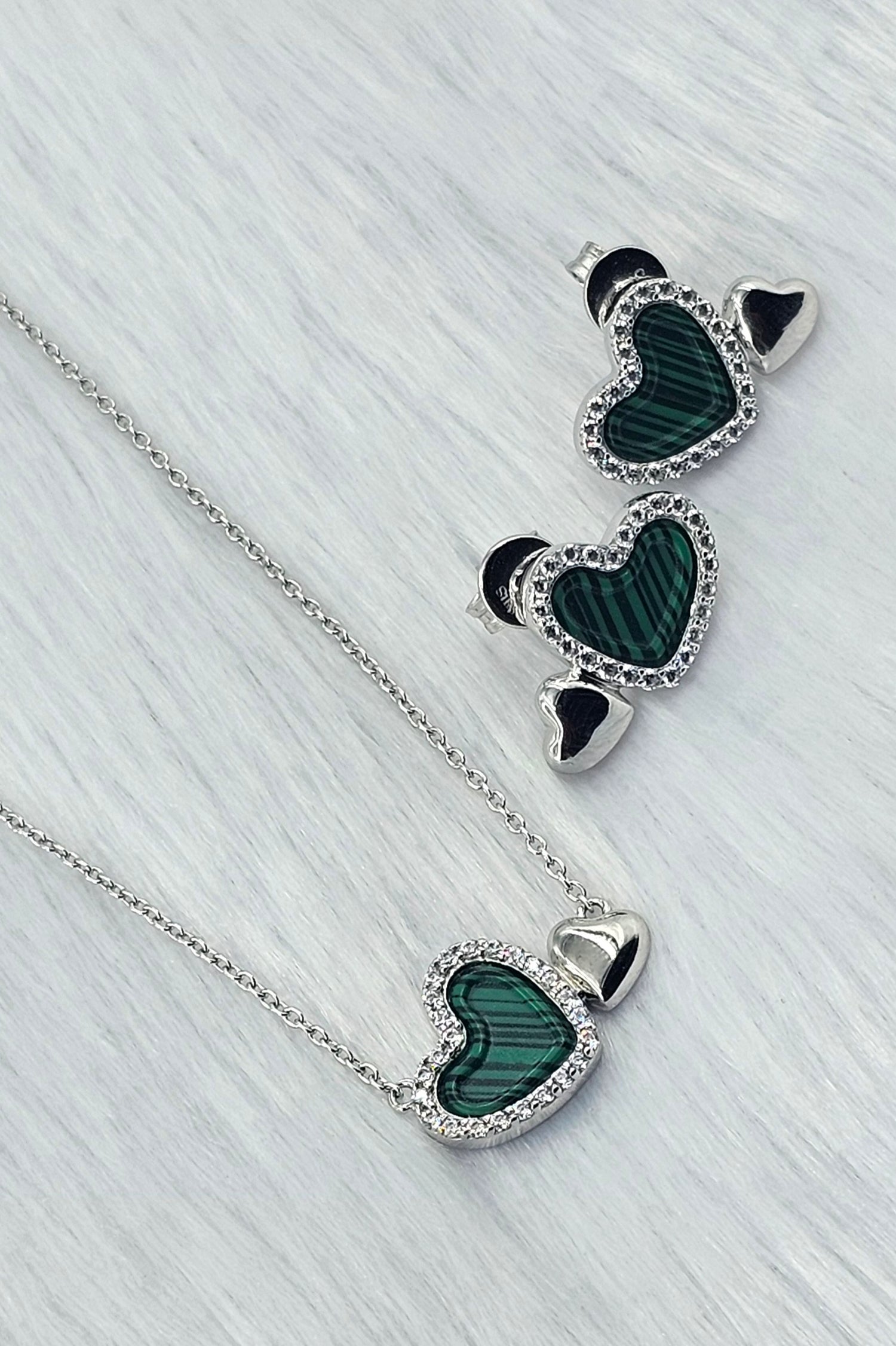 92.50 Silver Chain Pendent Set  217