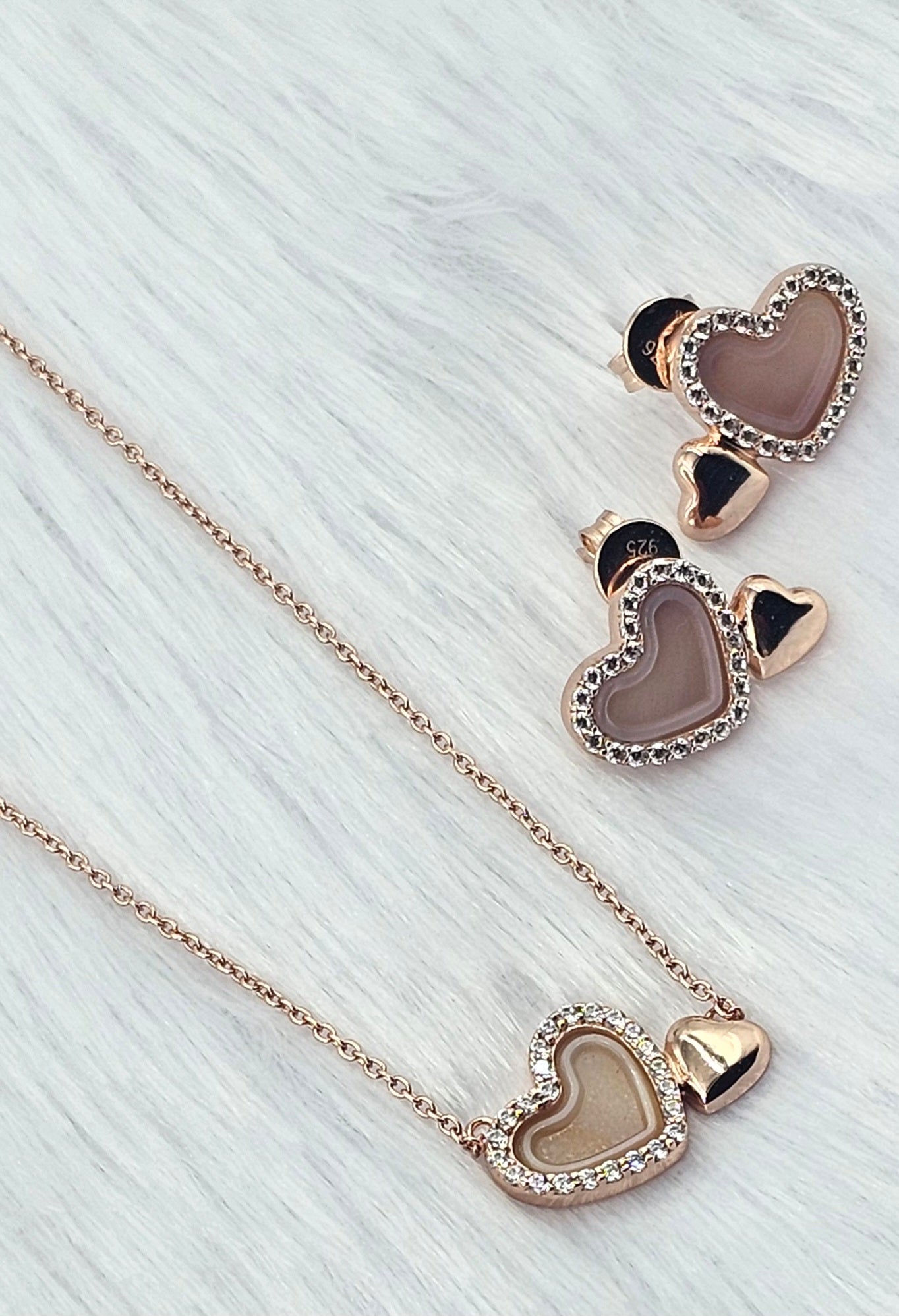 92.50 Rose Gold Plated Silver Chain Pendent Set 214