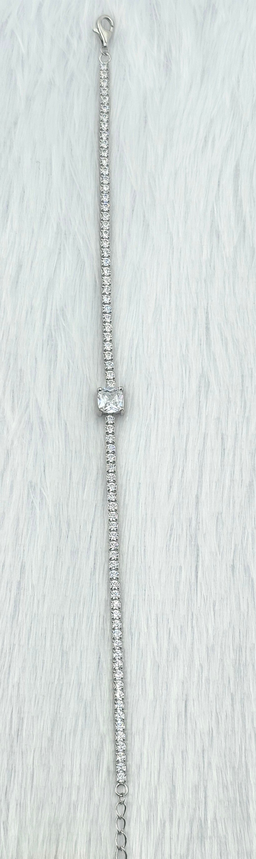 92.50 Silver Ladies Bracelet  143