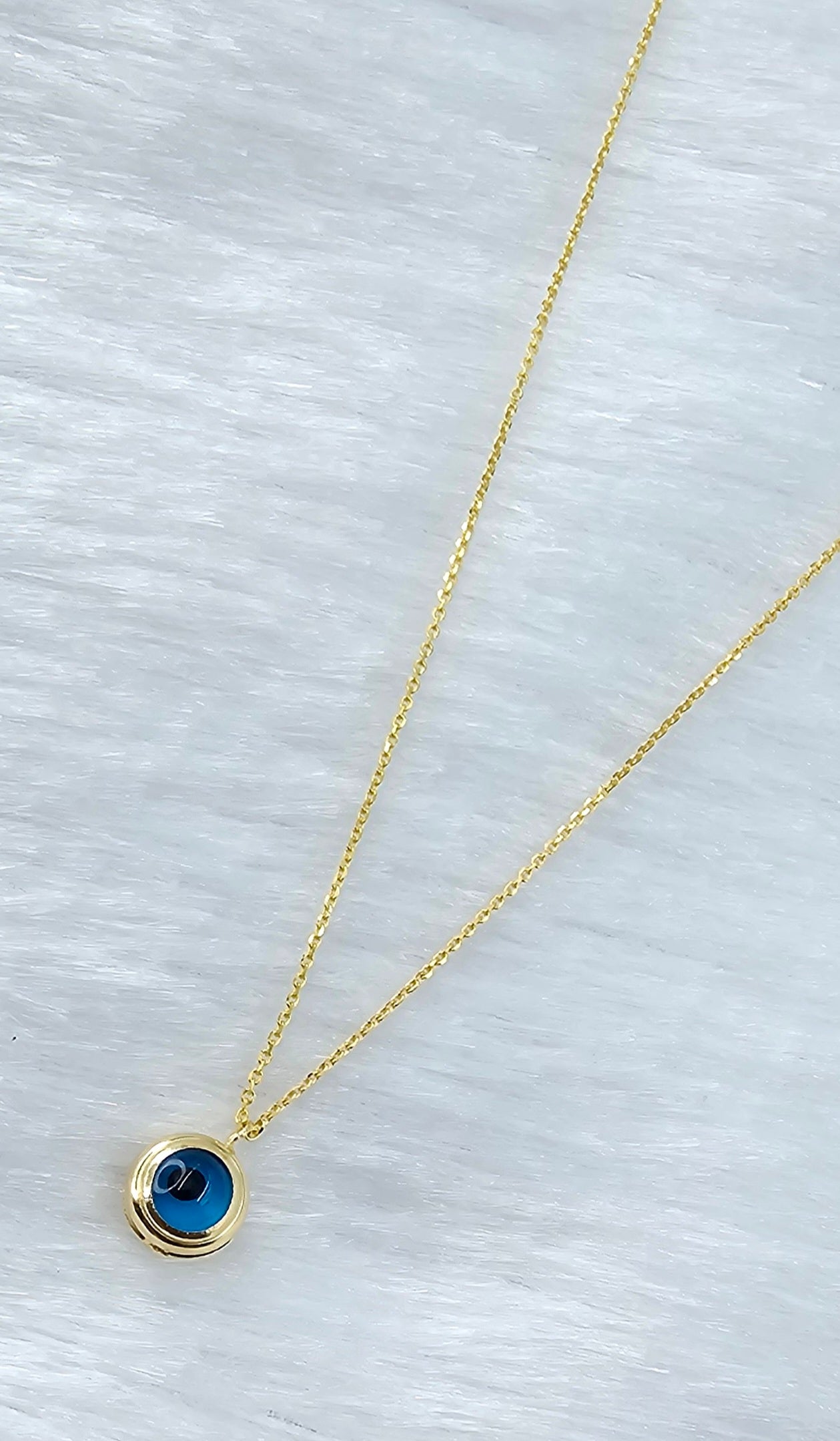 18kt Gold Chain Pendant Set 49