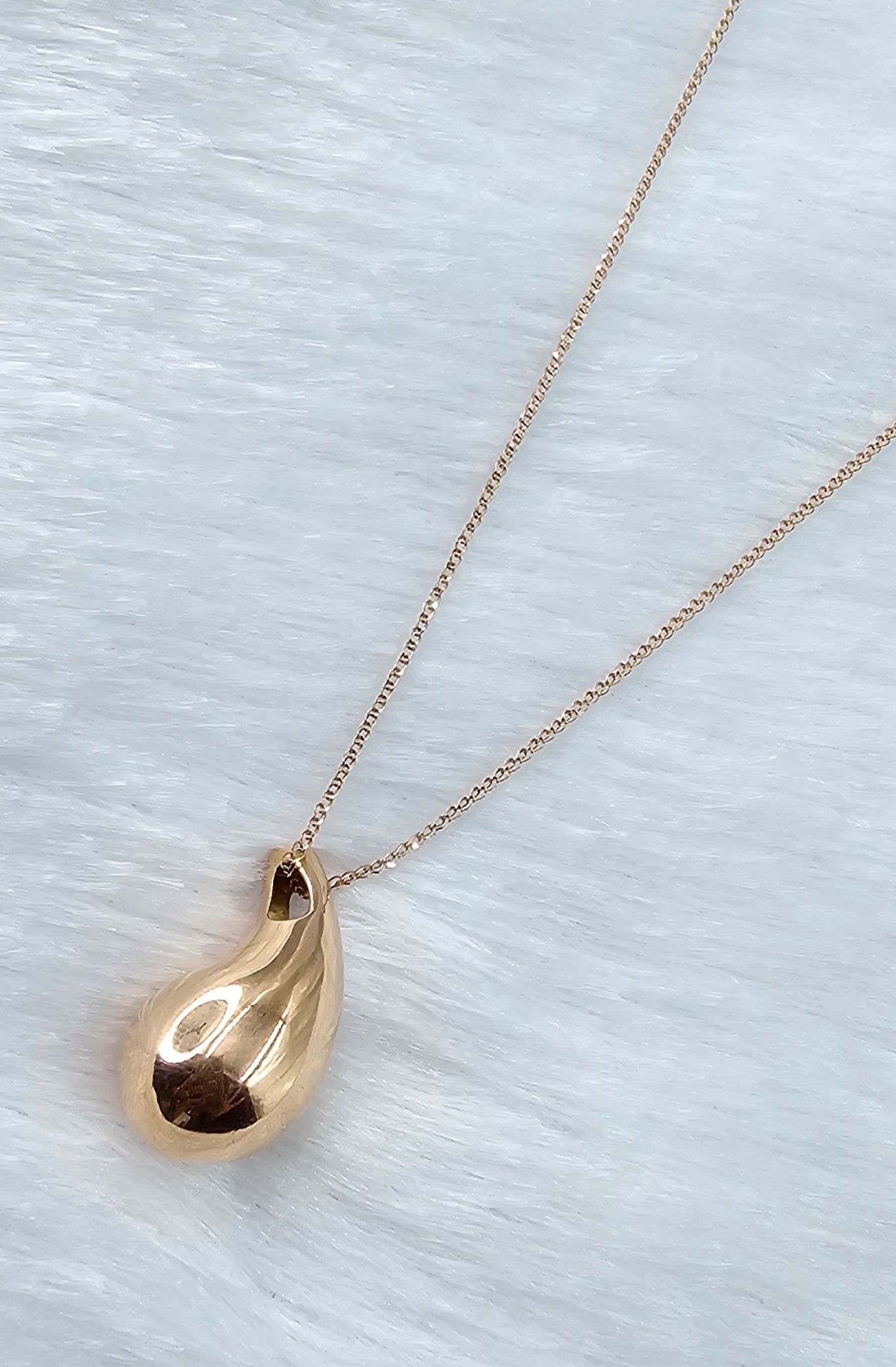 18kt Gold Chain Pendant Set 34